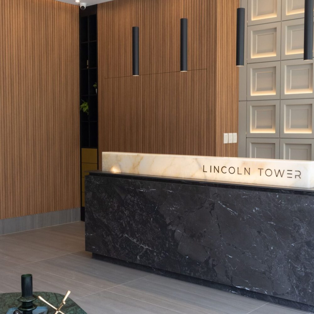 3. Lincoln Real